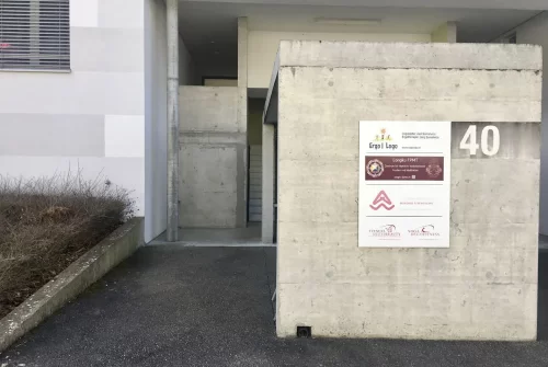 Liebscher & Bracht-Therapie Conny Stucki in Bern - Eingangsbereich Außen